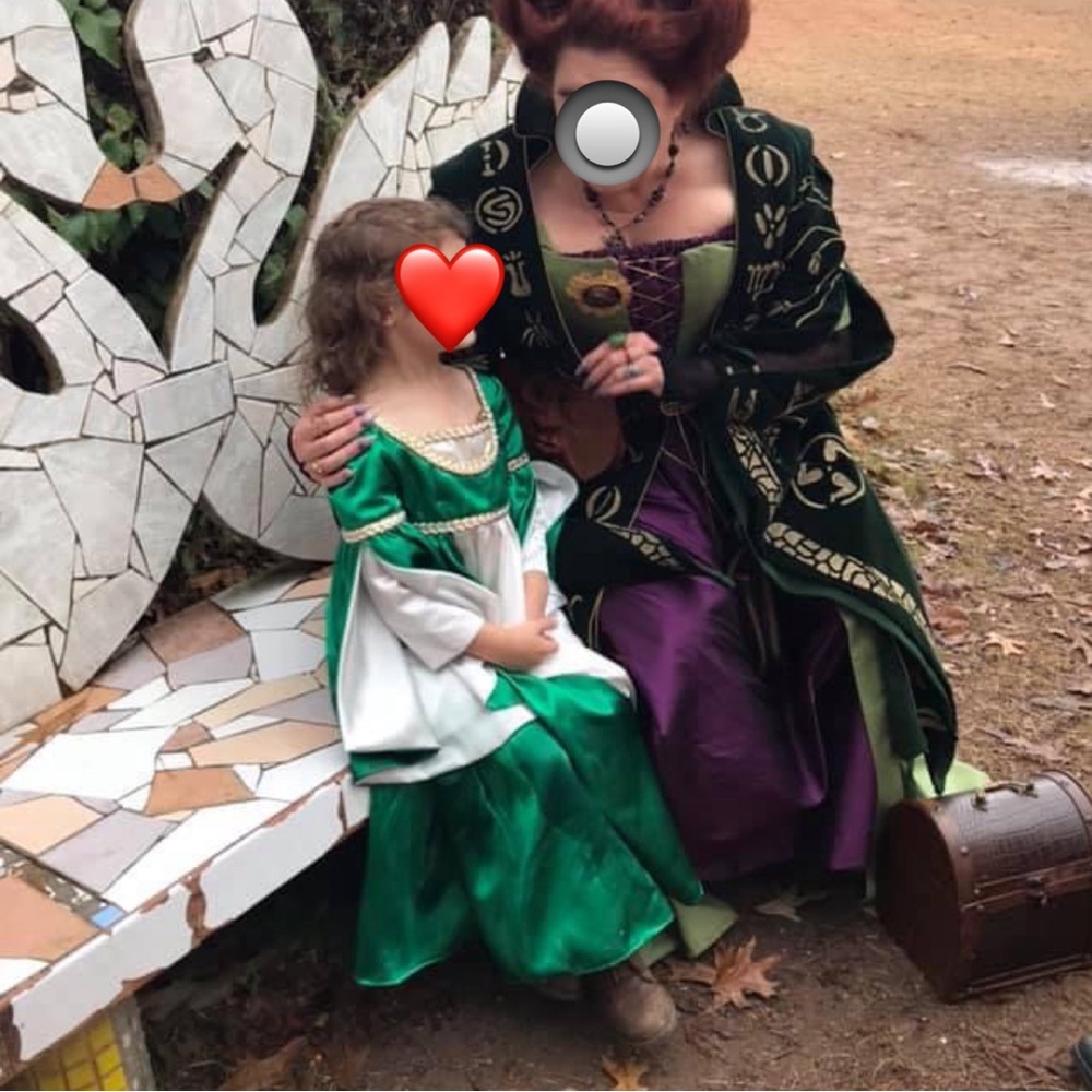 Green medieval Princess costume
